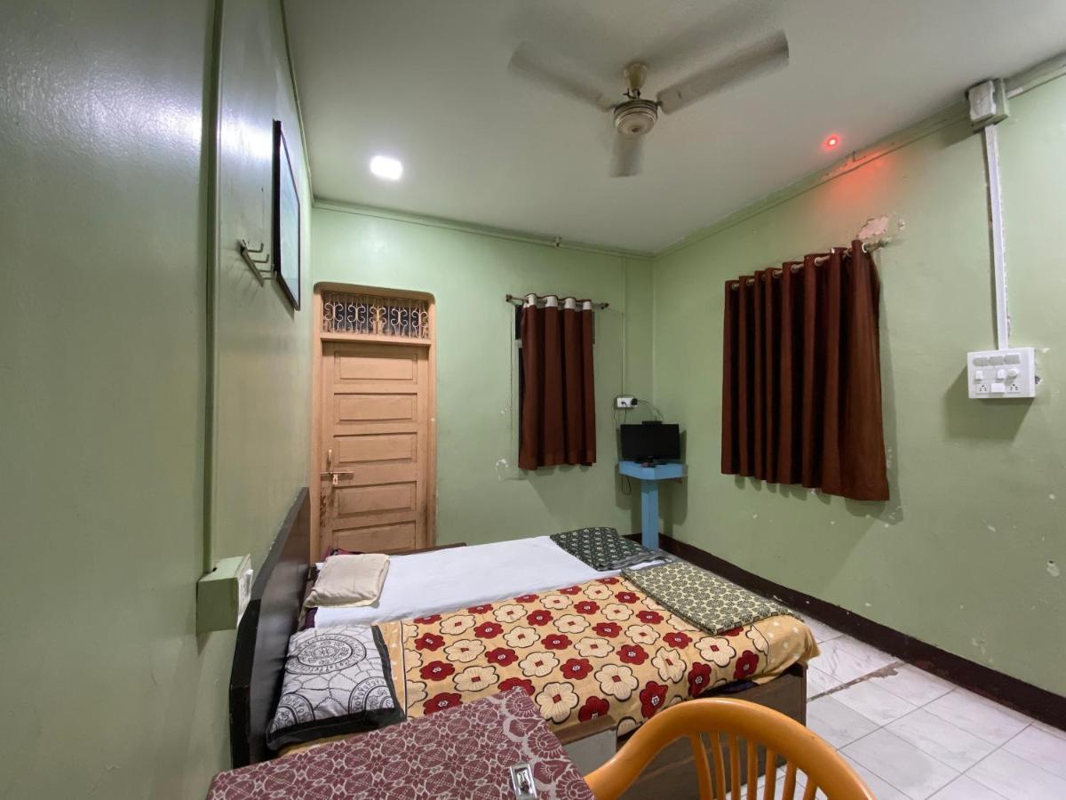 Muktai Lodge Solapur Exterior photo